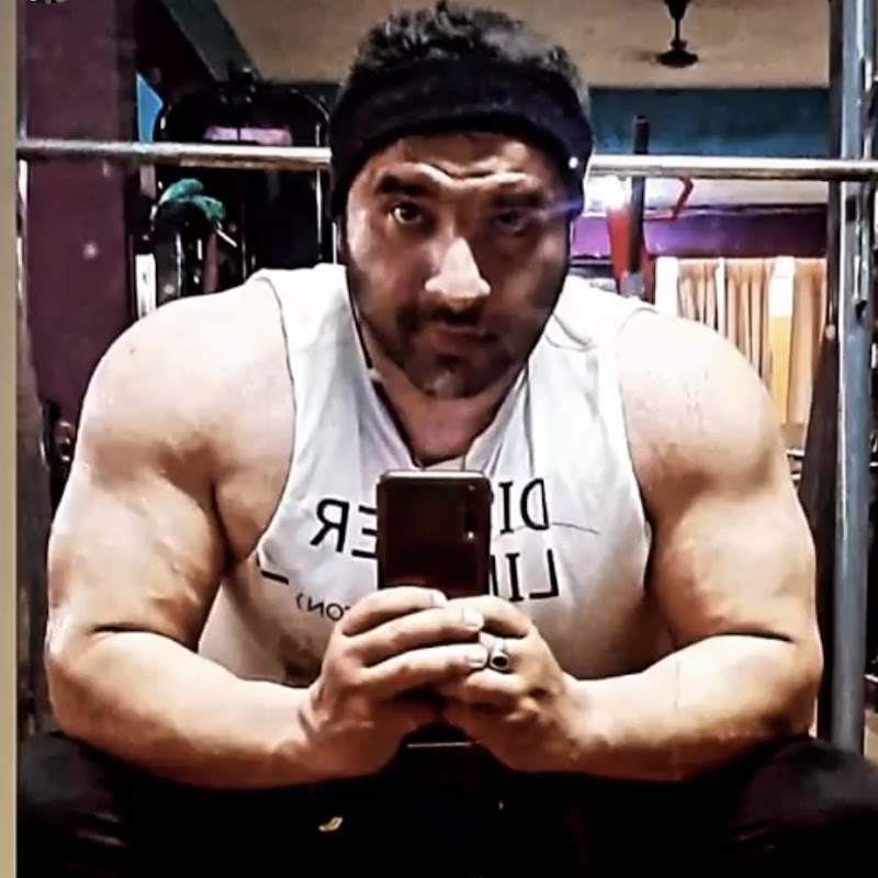 Ripped_vikas