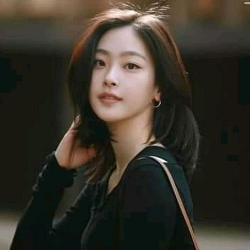 Kim jisoo♡︎
