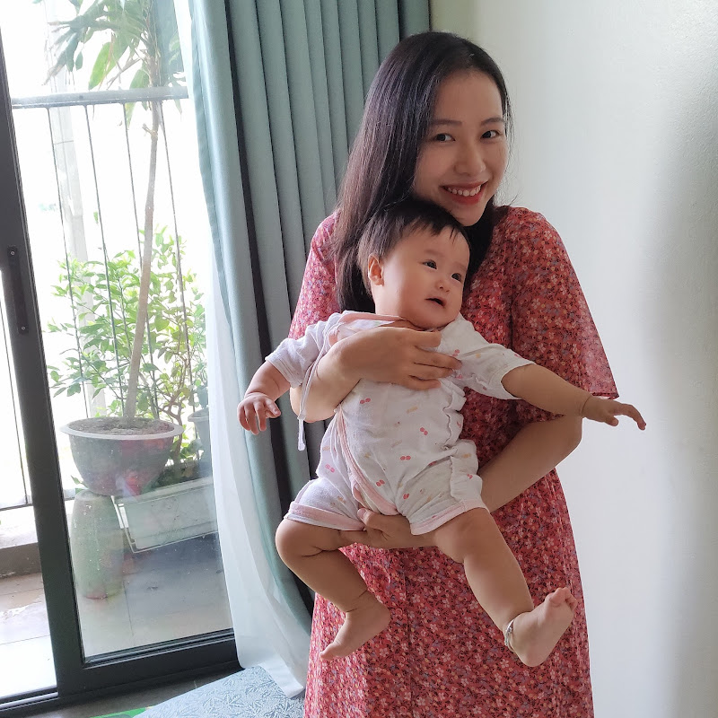 EDM Mashup (Bà nội trợ công sở)