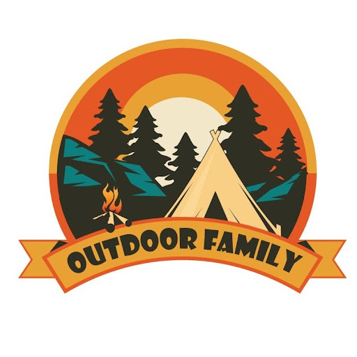 OUTDOOR FAMILY