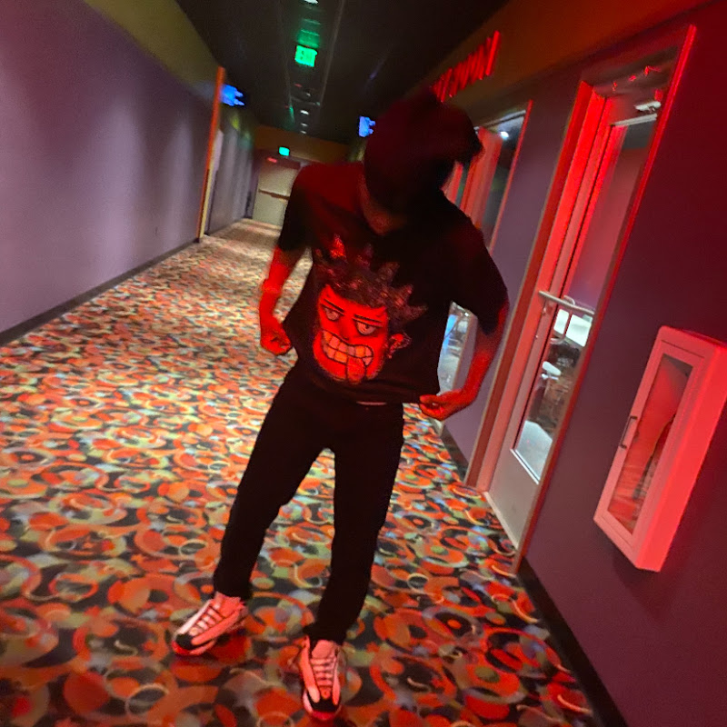 Hire Playboii_vann12 — Minimalism & Simple Living YouTube creator for sponsorships