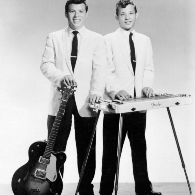 Santo & Johnny - Topic