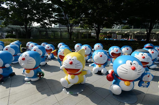 テレビ朝日・六本木ヒルズ SUMMER FES》でもドラえもんがいっぱい