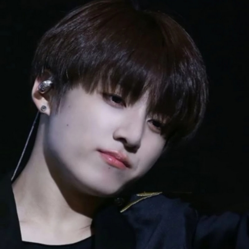 الاساطير BTS 👑