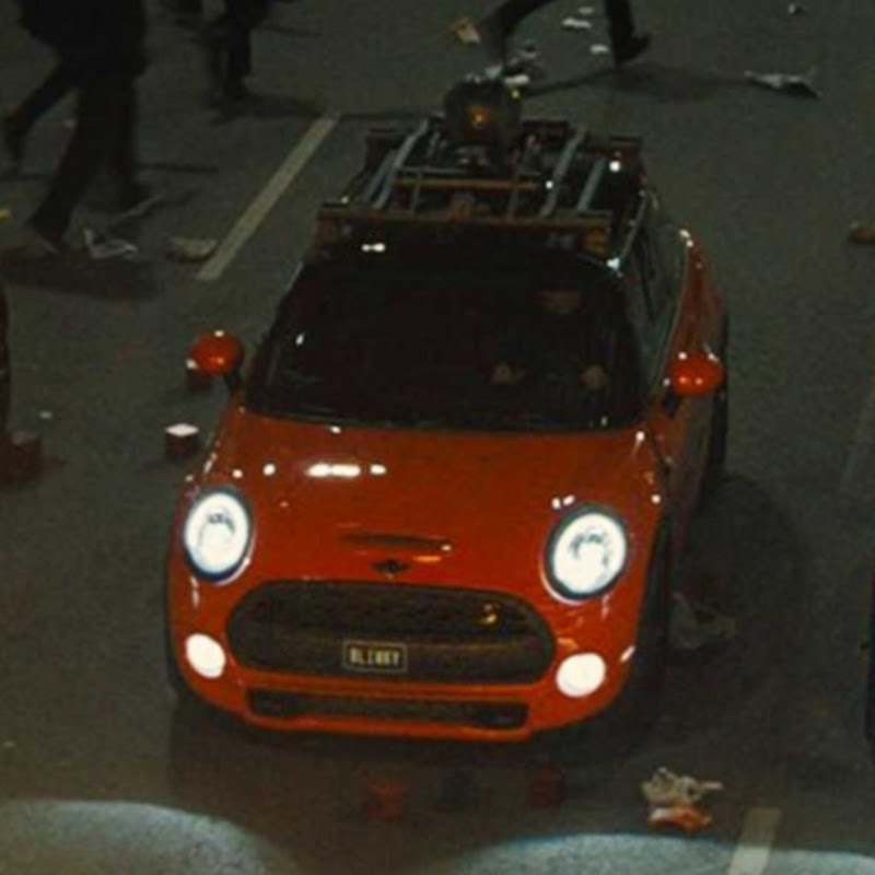 Mini Cooper Pixels Fan 