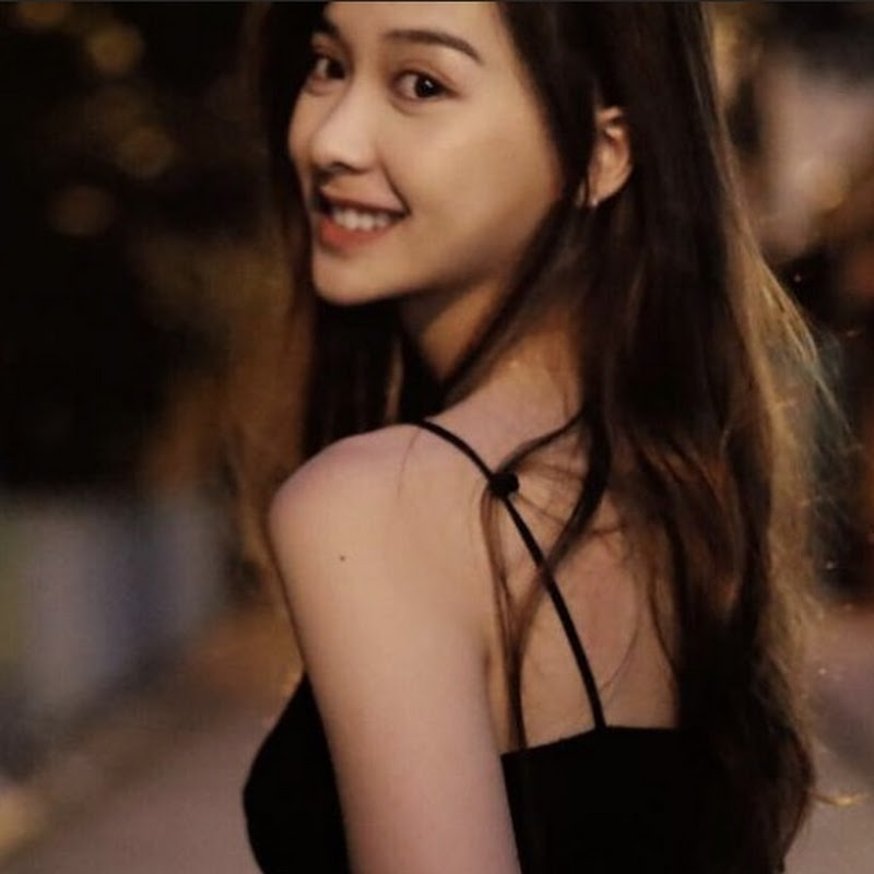 Santis Chan 陳映影