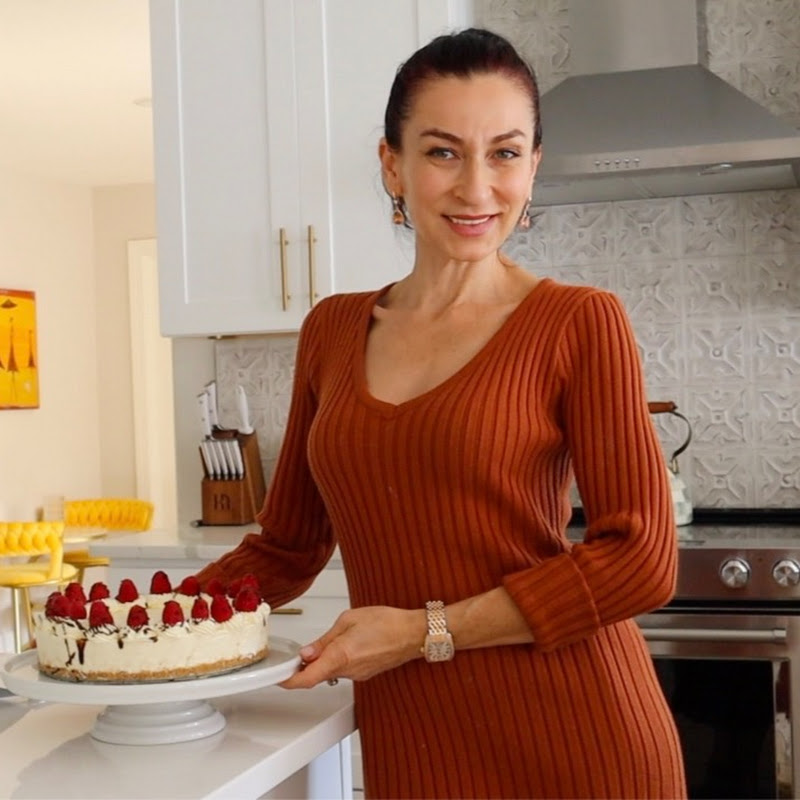 Heghineh Cooking Show in Russian