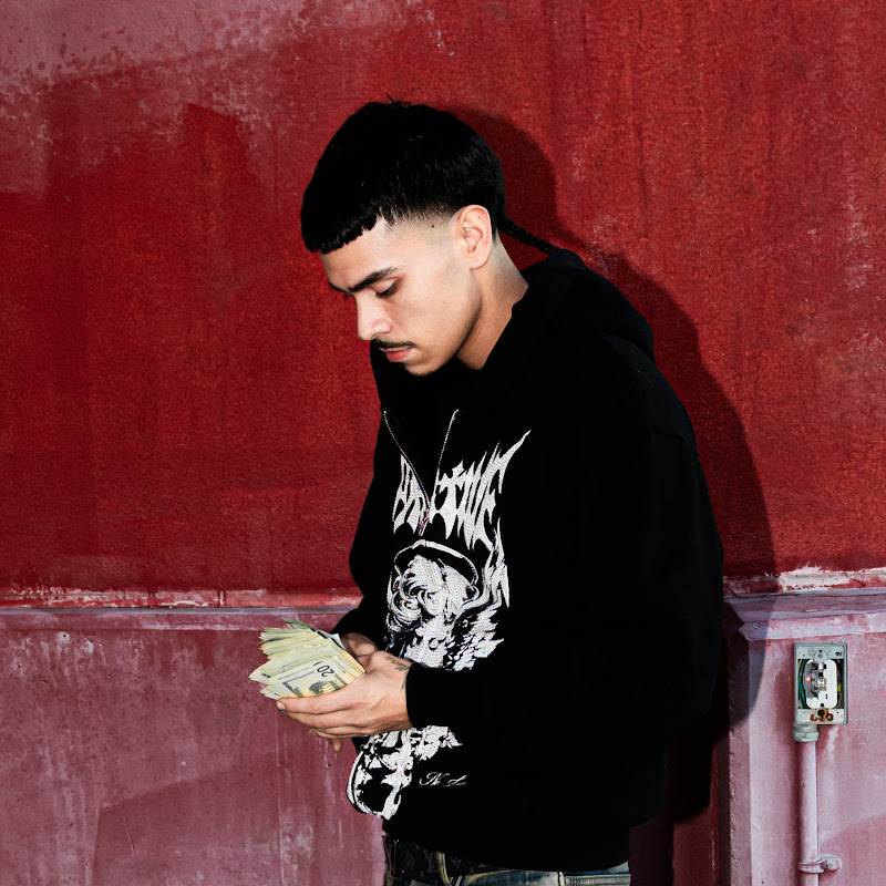 xout1014 @xout1014 | Thizzler