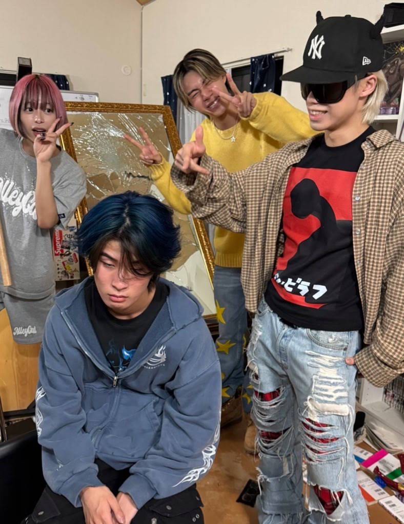 May4 / メイフォー - YouTube