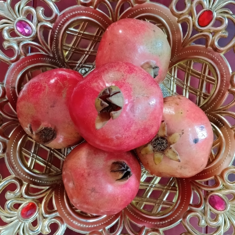  Tasty Foods & Flowers