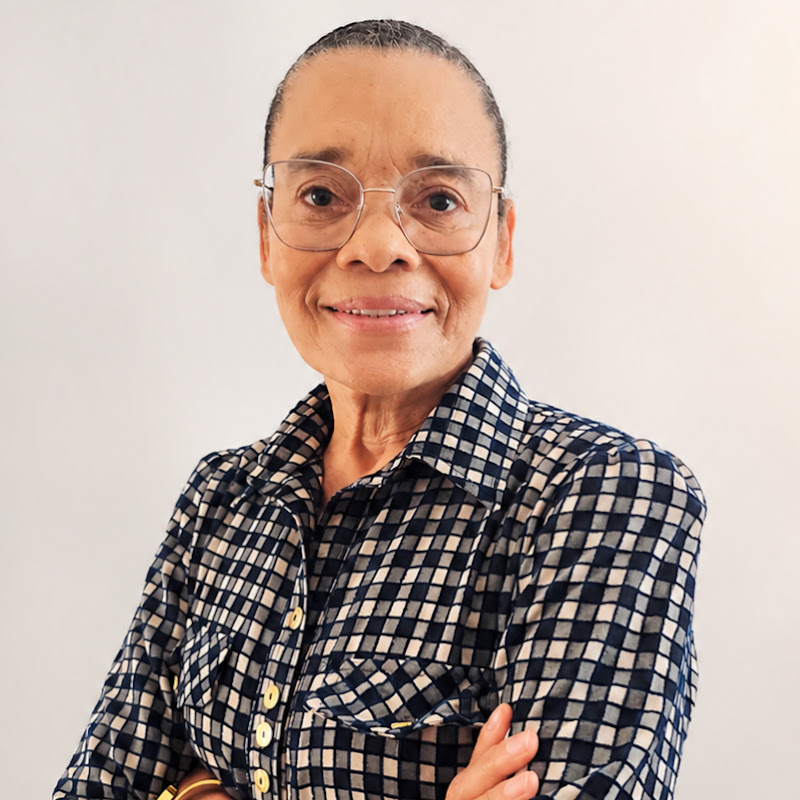 Ms. Célia Nogueira | Oração e Palavra