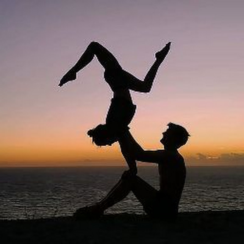 Acro Connection