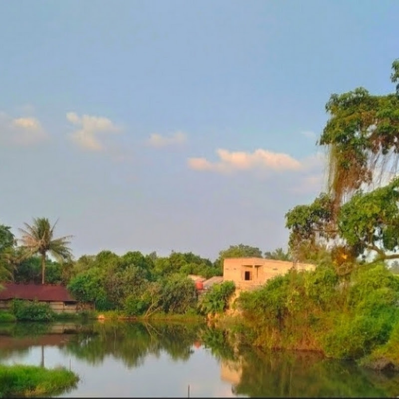 Hire IHSAN OFFICIAL — Tech & Science YouTube creator for sponsorships