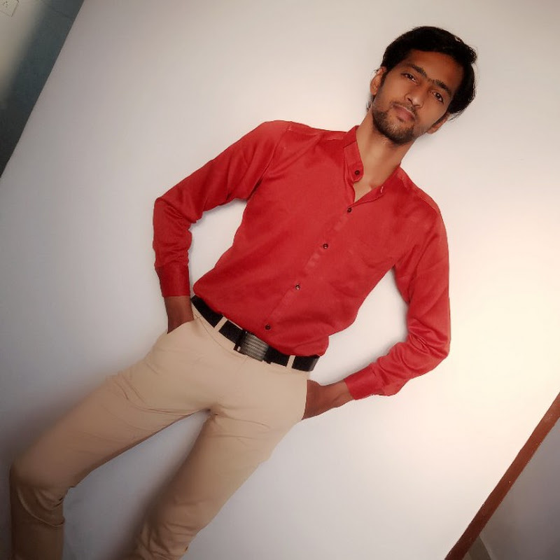 Hire زیارت درگاہ    Ziyarat-e-dargah — Religious Studies & Theology (Specific Religions) YouTube creator for sponsorships