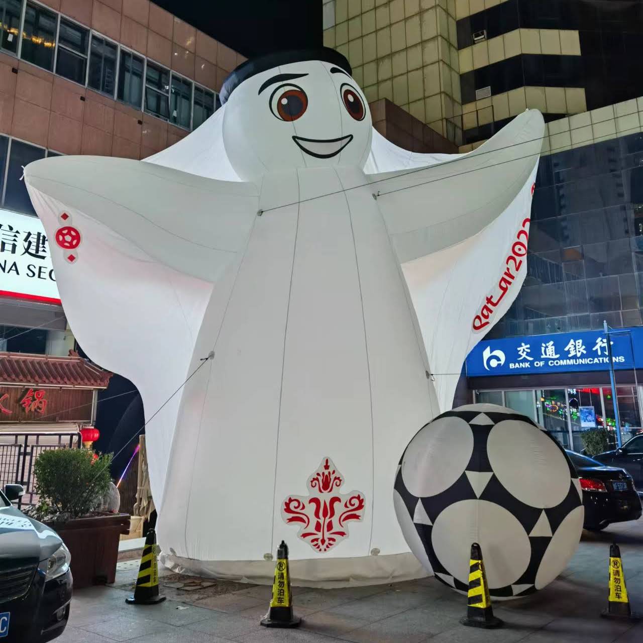 Post from Inflatable Inflables Sam Yu