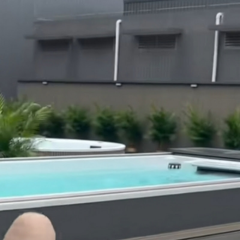 Senior monitor of the swimming pool