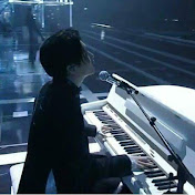 Ahgase Pianist
