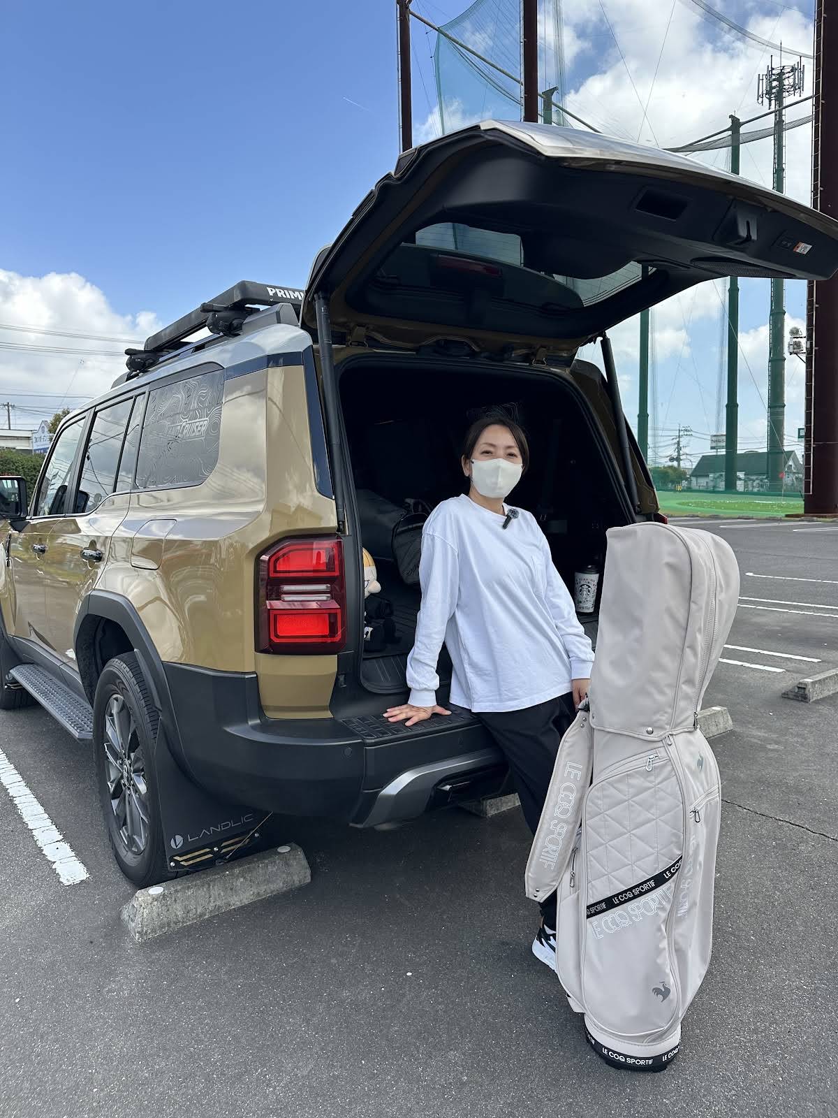 ゴルフクラブ一式  （嫁ぎ先決まりました） Maezawa Cup Pro-Am Tournament] Playing golf with Jinichiro Kozuma