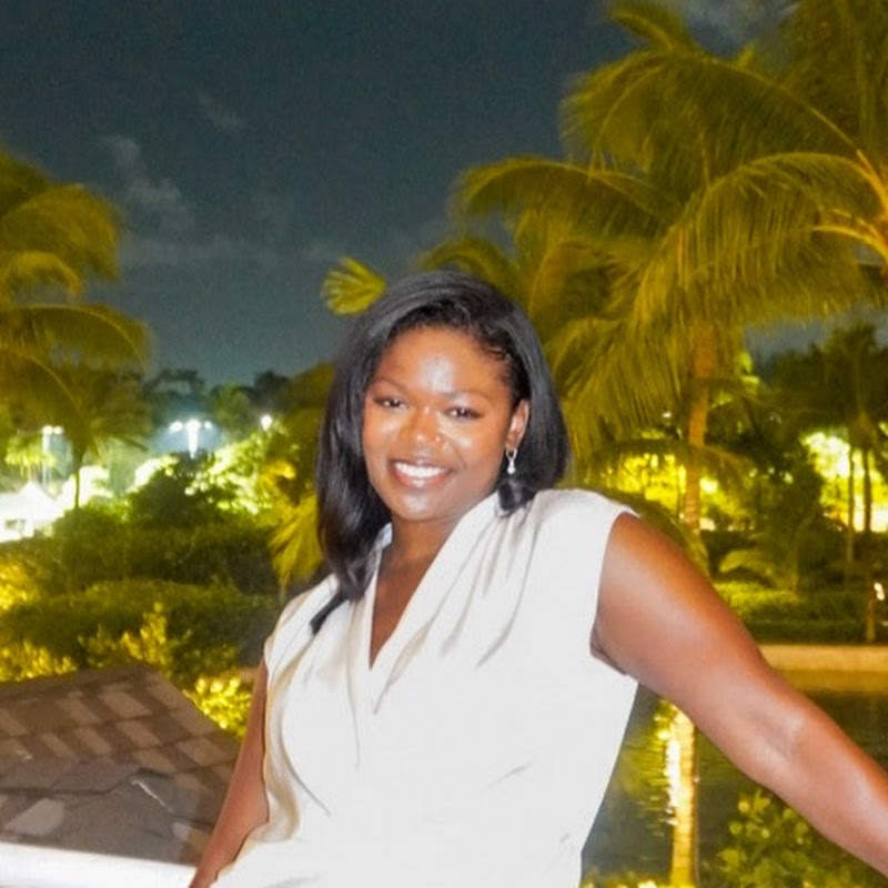 FELICIA B | TRAVEL CREATOR