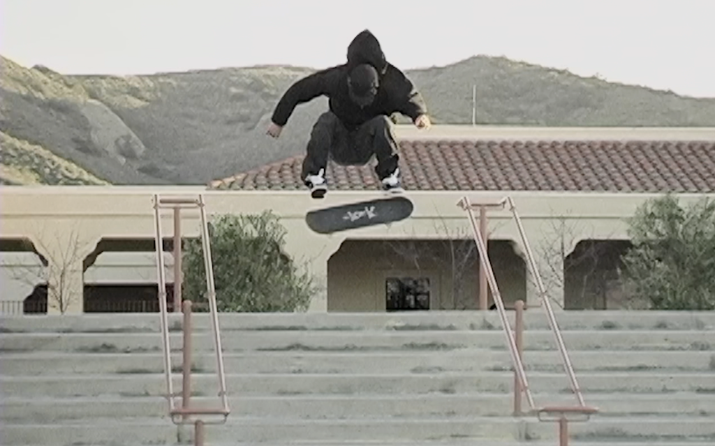 videos SKATEBOARD スケボー　スケートビデオ Japan Freestyle Skateboard Session with 15 Year Old World