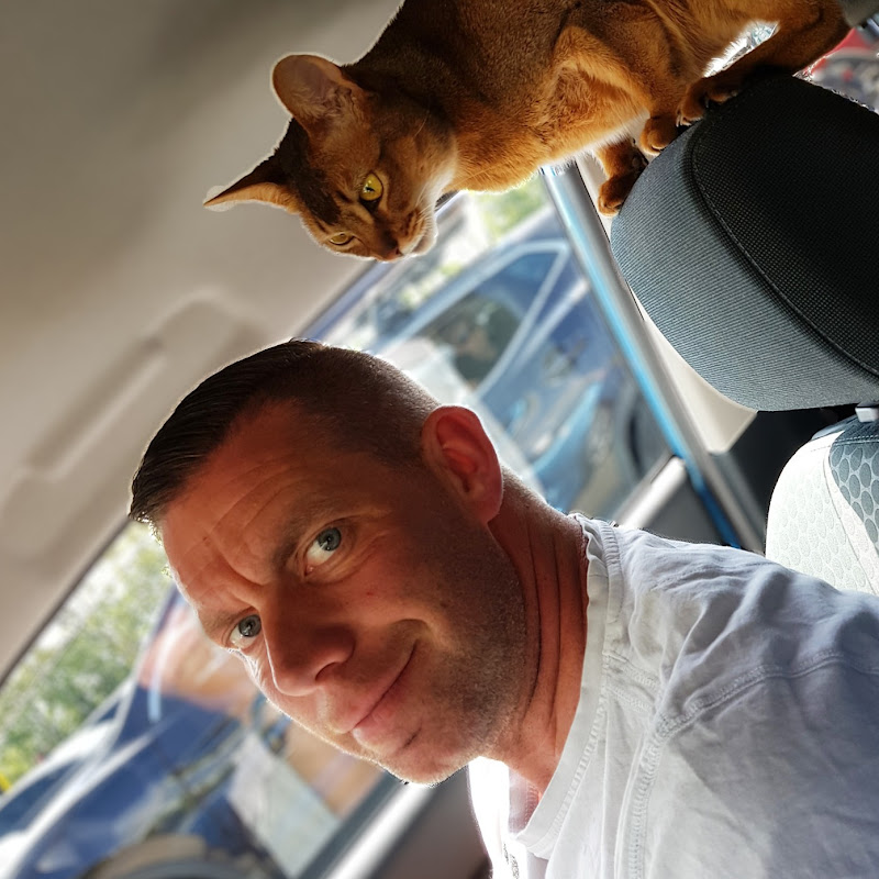 Karl Gosling's Tech Reviews Logo