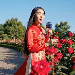 Toni: Hidden Clues to Her Past