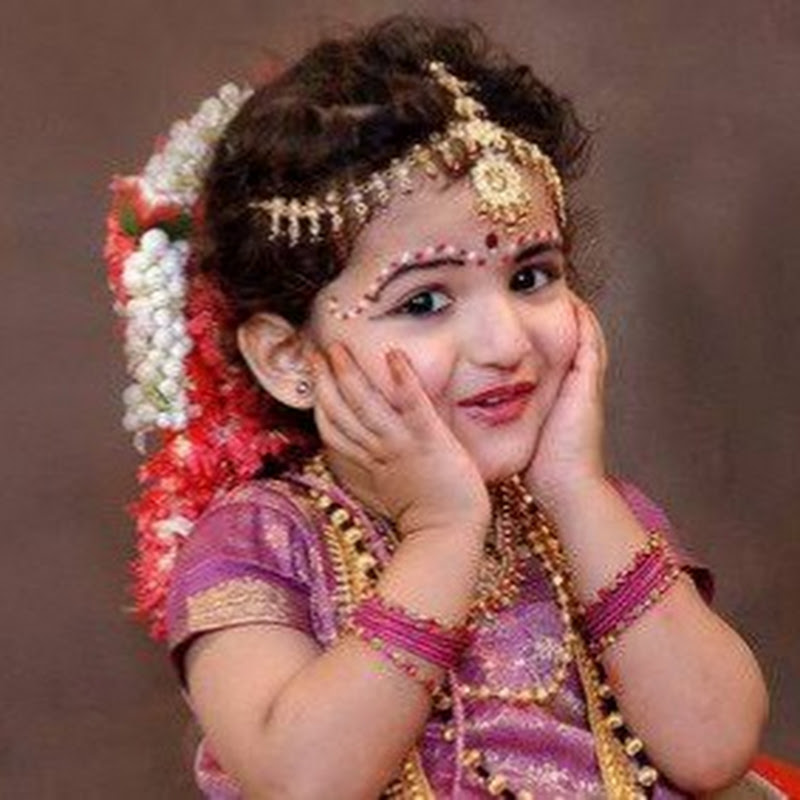 Ap Ki Beti Youtuber