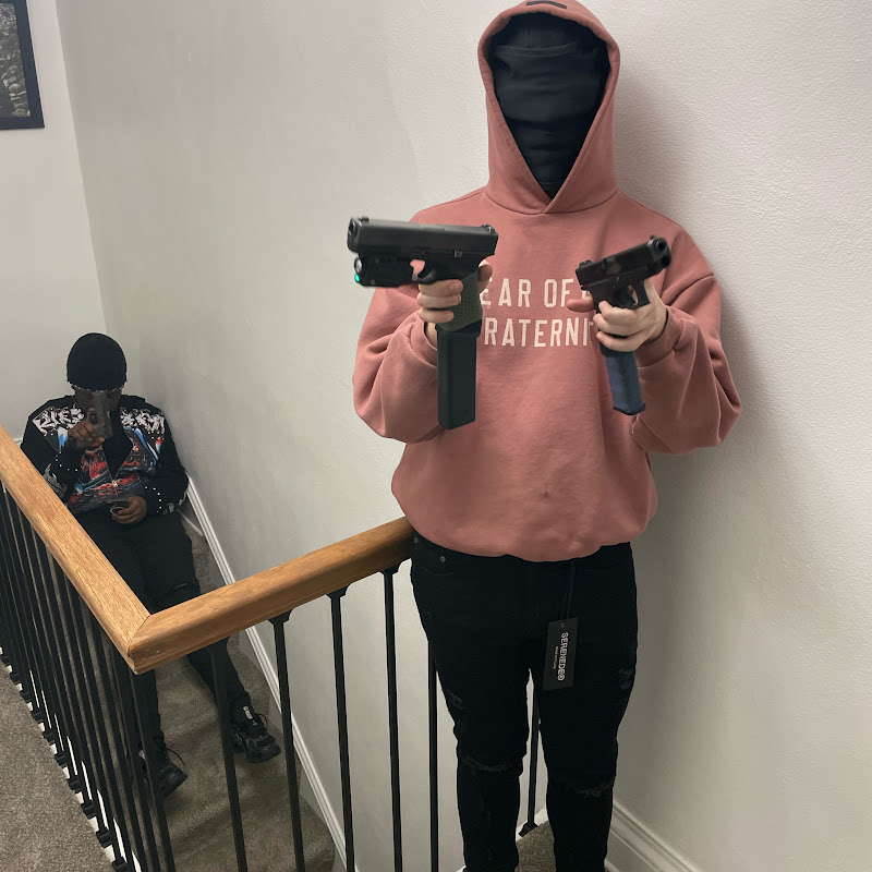 CaySnakeEm @caysnakeem | Thizzler