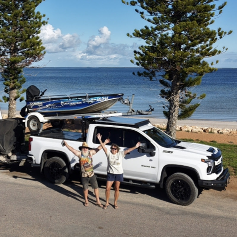 Andy & Dave Touring OZ