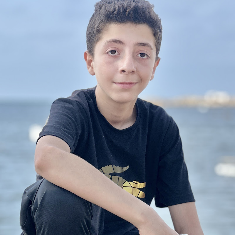 حسام جمعة 