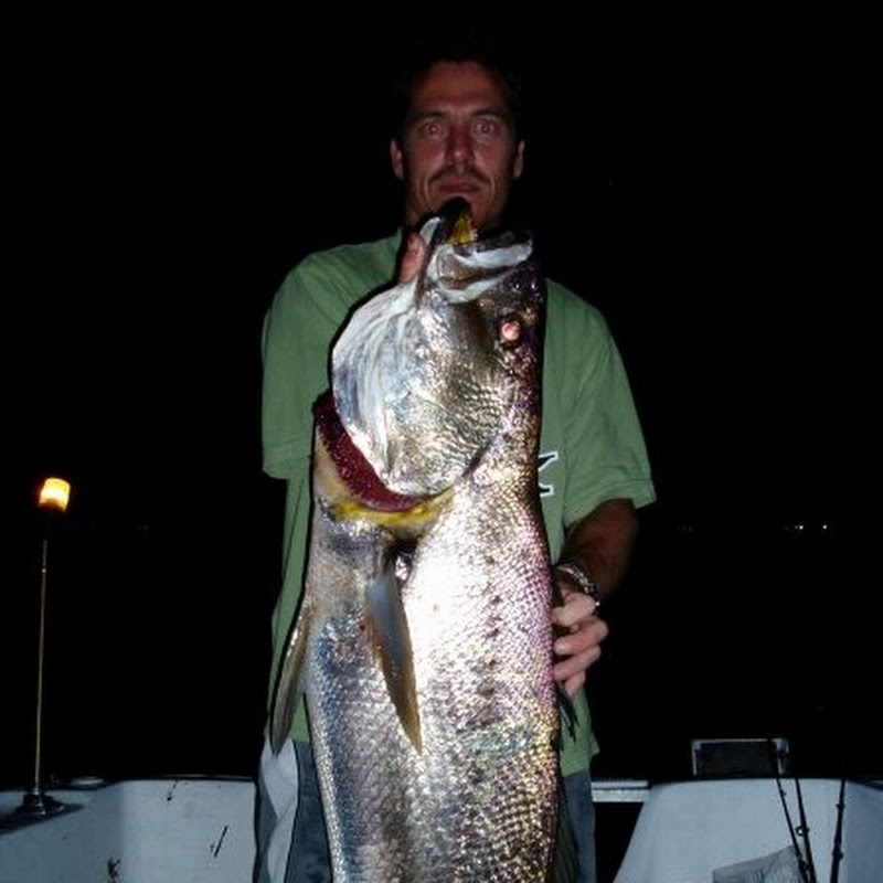 HUNTERS FISHING ADVENTURE