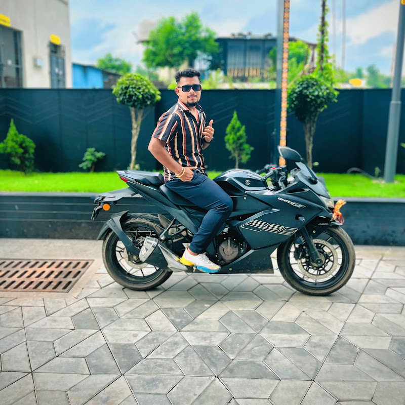 Hire Saroj Naik Official — Beauty & Makeup Tutorials/Reviews YouTube creator for sponsorships