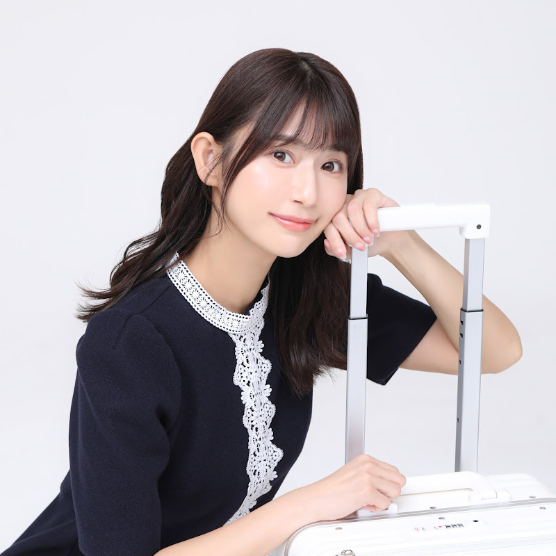 スカートで旅するCHIERUのサムネイル