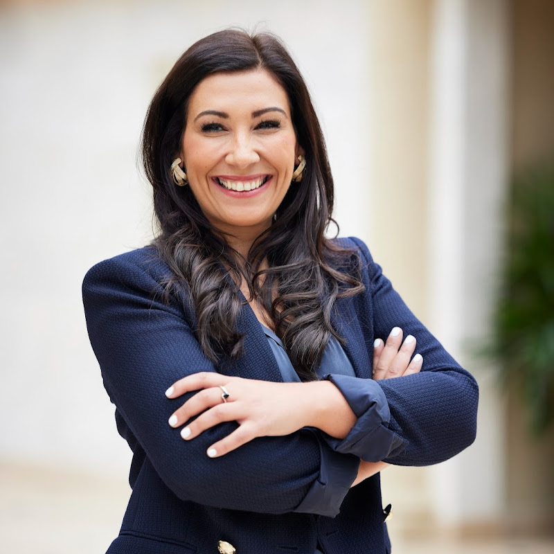 Abi Hookway | Property Expert