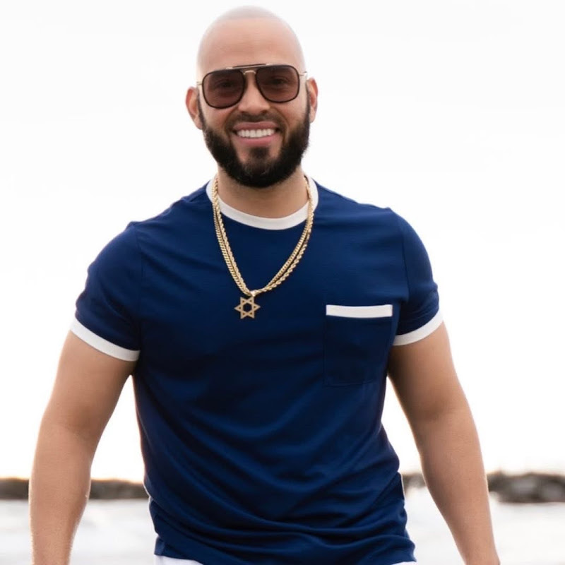 Louis Hernandez
