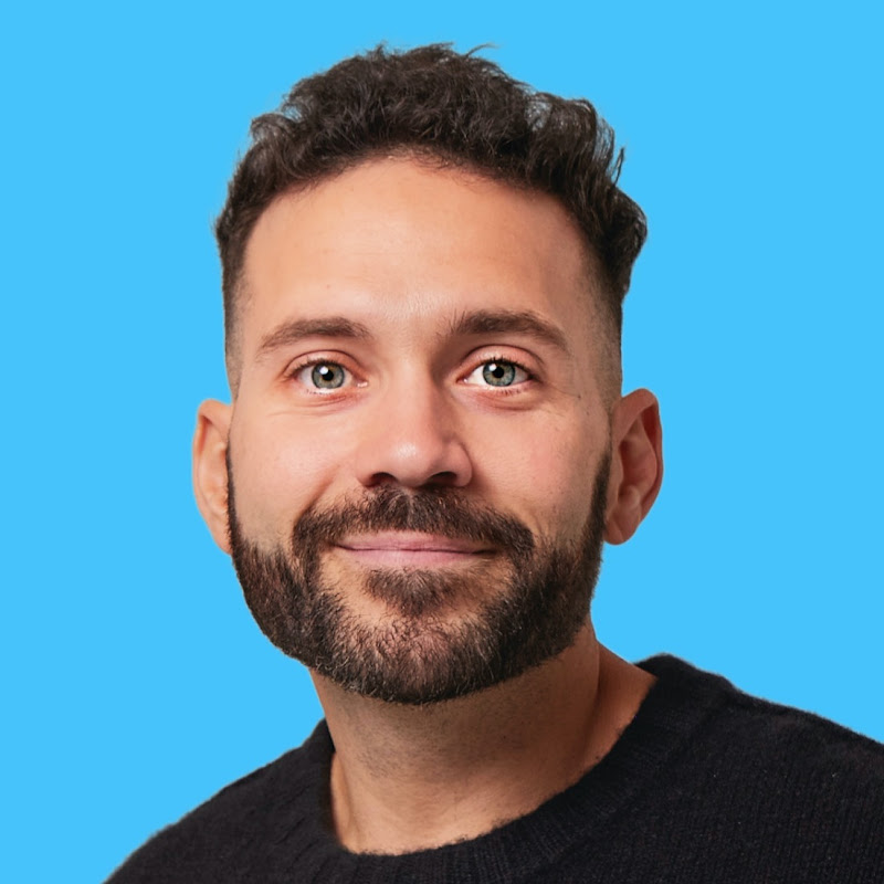 Meet Daphne From Scooby Doo!