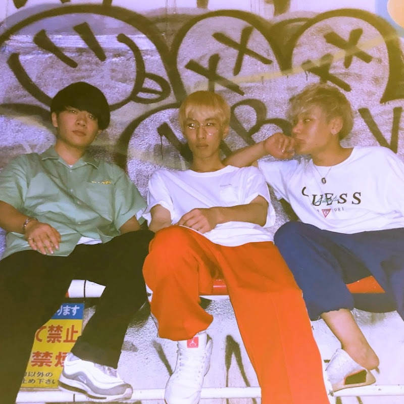 スモーキングチキン【スモチキ】のサムネイル