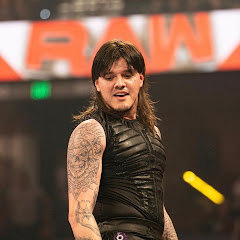 Dominik Mysterio 