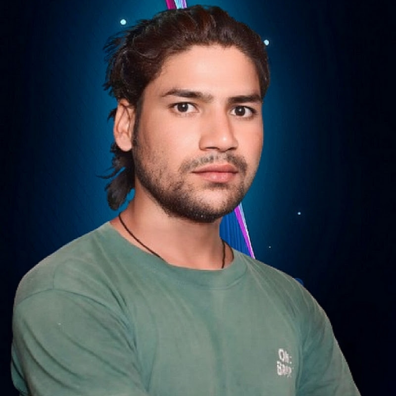 Farmood Rock vilogger