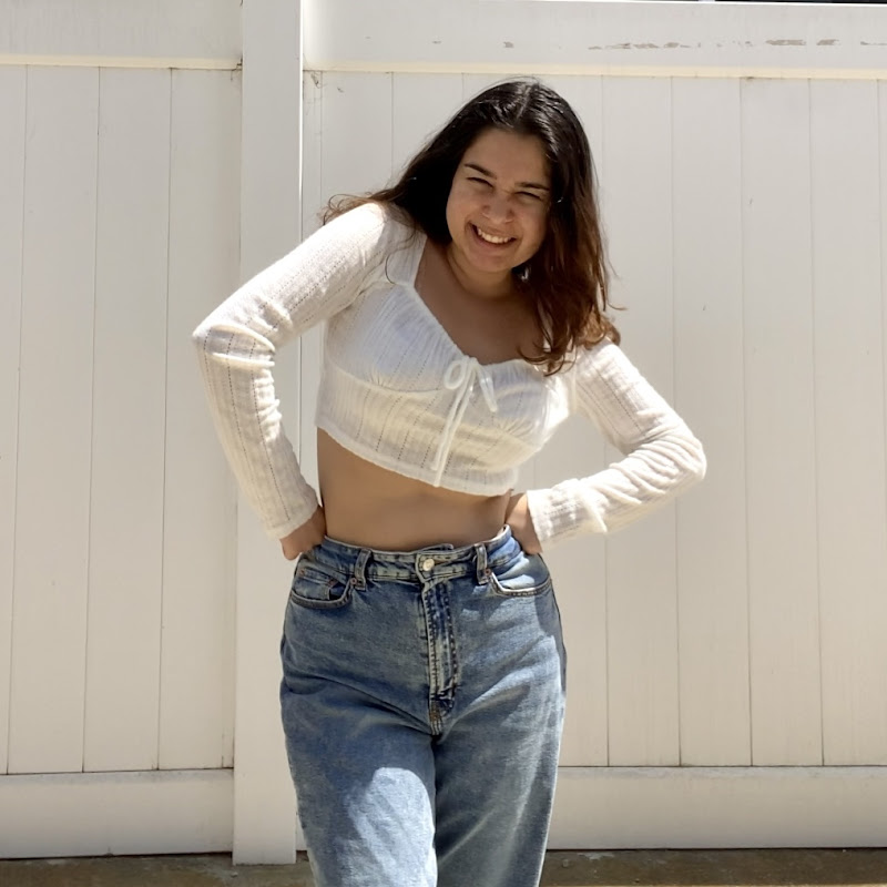 Dora Renee