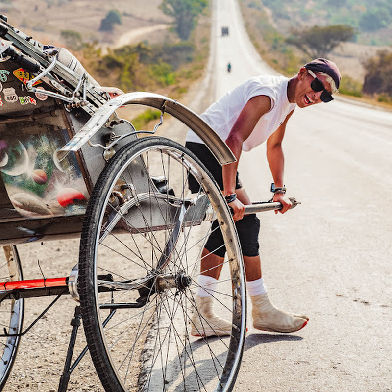 ガンプ鈴木　人力車の旅人のサムネイル