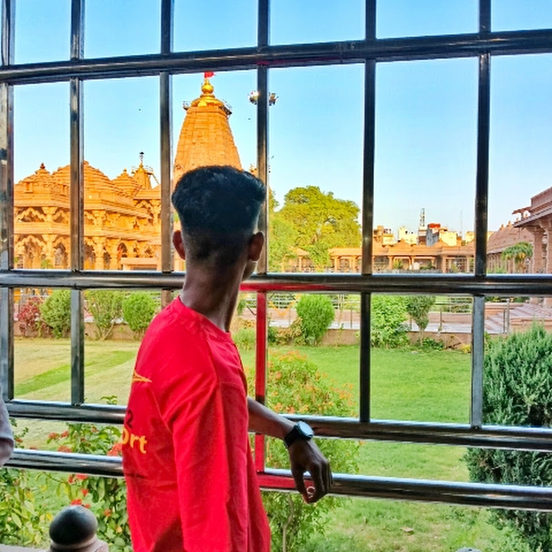  mr  indian vlogger 