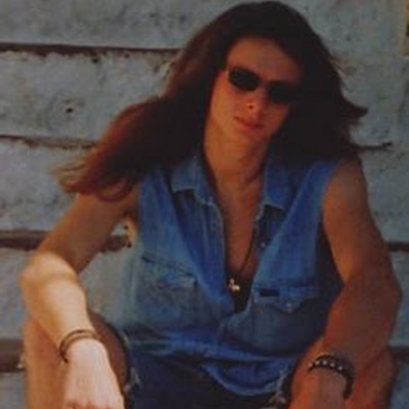 Johnny J.Morris