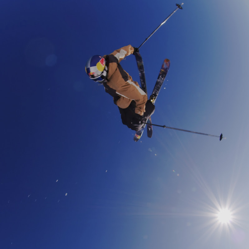 Bobby Brown Ski