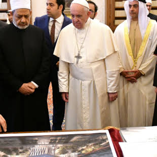 Cette image a un attribut alt vide ; le nom du fichier est oKuhfzbZvLqQgB26ZcuWqUI5KbpV48TRnfHchSdqoyEePTa-uNFmfxSvRtezIQBTgeFDbGqPJ-aCc9Y=s310-c-fcrop64=1,40000000bfffffff-nd-v1