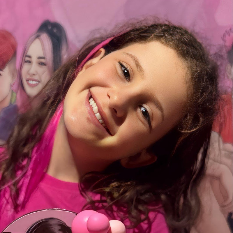 Julia Guimarães