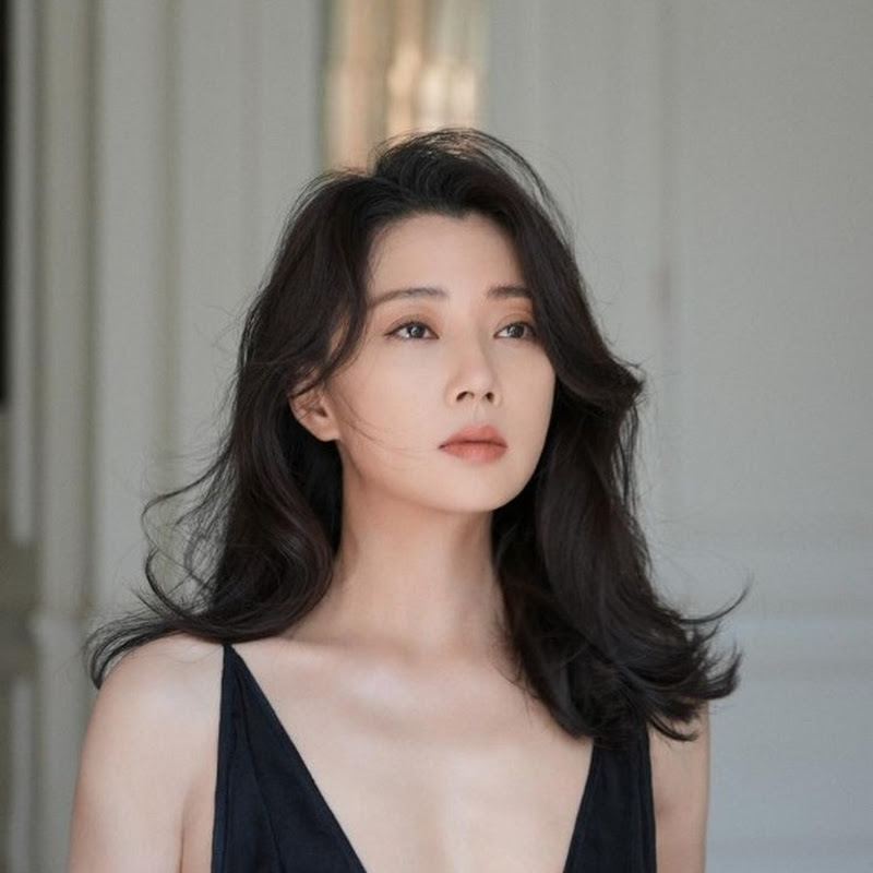 好看中剧馆 Logo