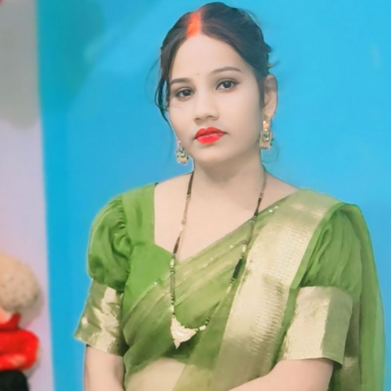 lovely_girl_prayagraj