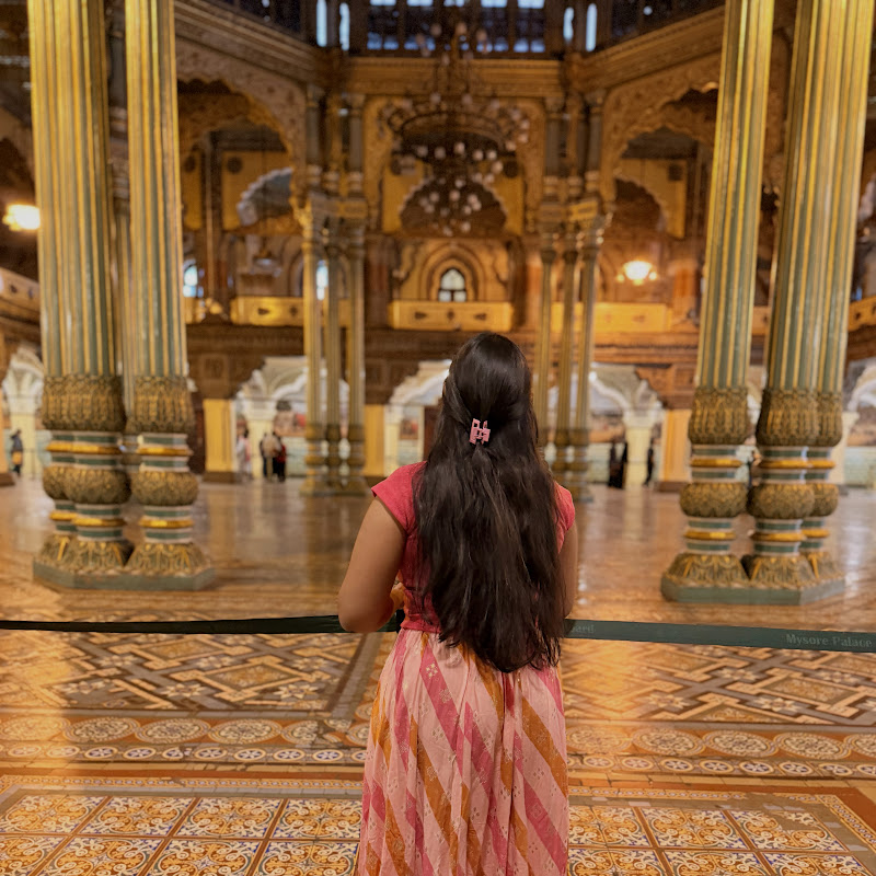 Madhuu
