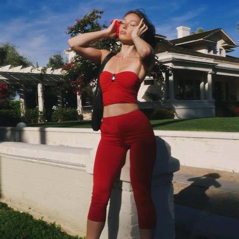 of2E0IjOGM00cw23azS-jphkL7DpjsHazEPzl9a-